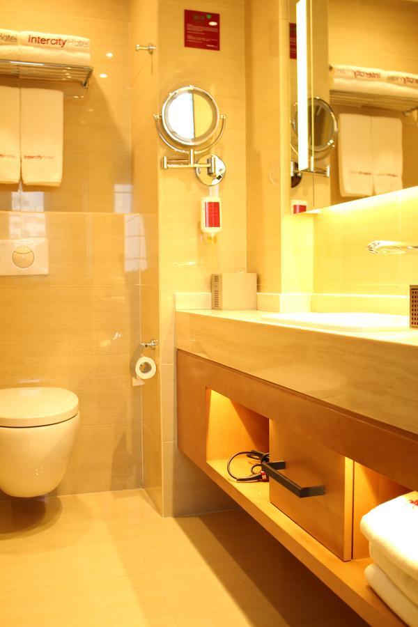 Intercity Hotel Qingdao Exterior photo
